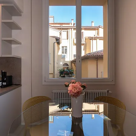 Lägenhet Palazzo Marsili Serenity *